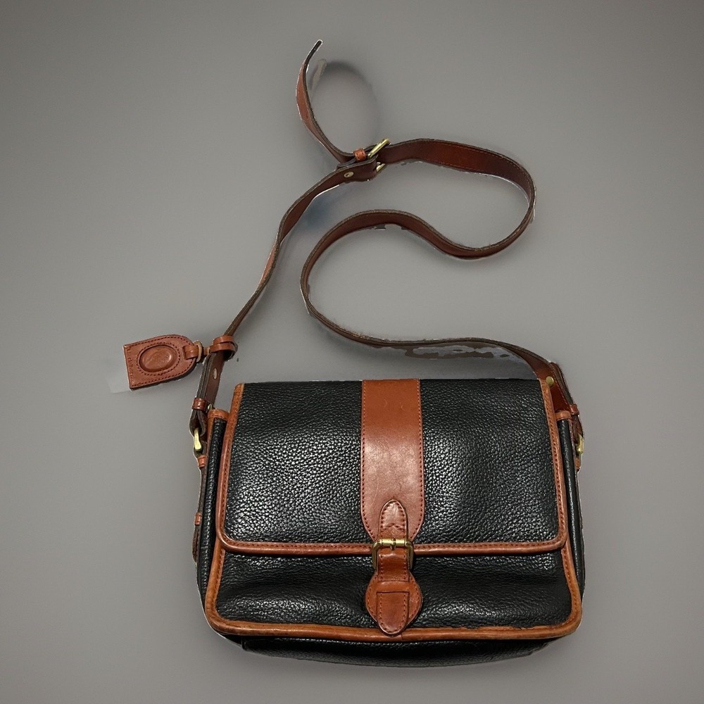 Vintage 90s Liz Claiborne Womens Black Genuine Leather Equestrian Crossbody Bag